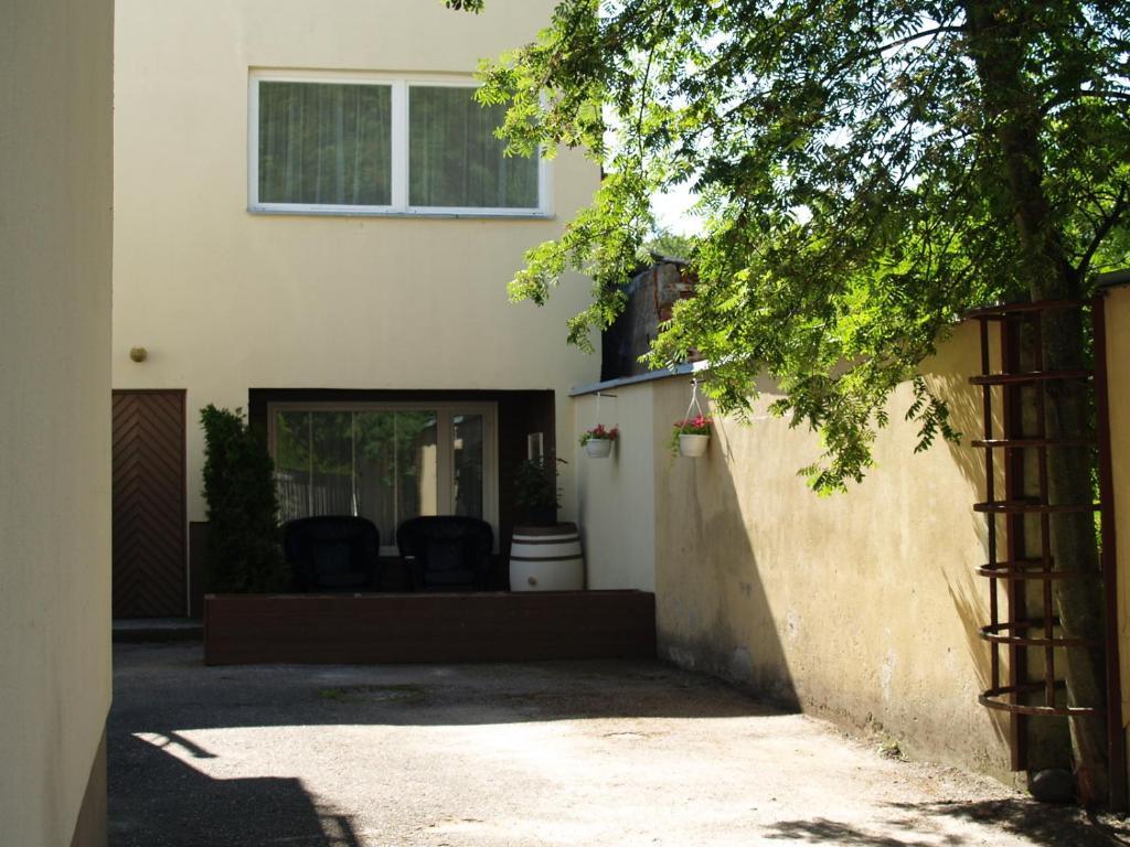 Hotel Vesiroos Pärnu Exterior foto